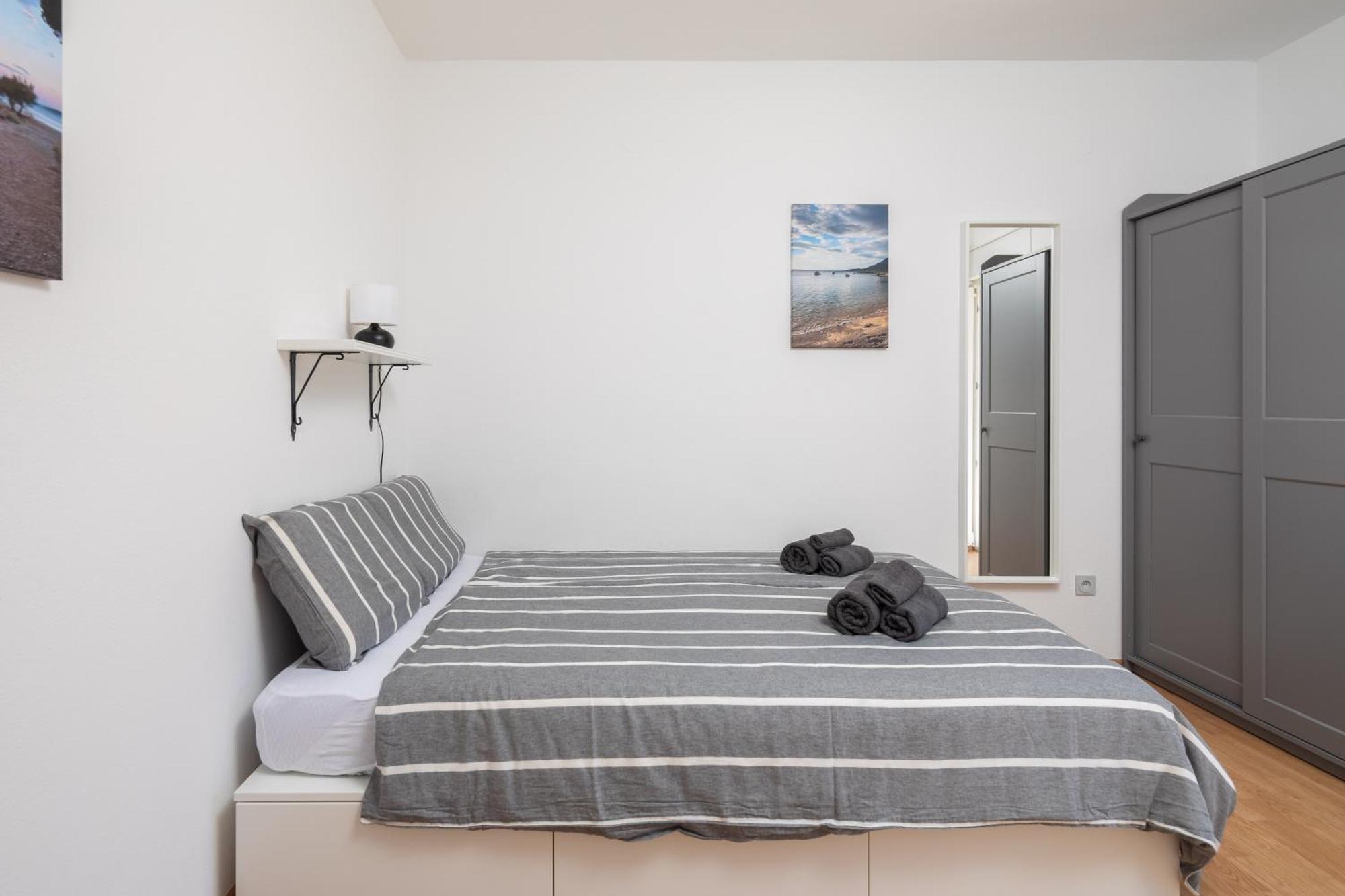 Sunshine Suites Omiš Extérieur photo