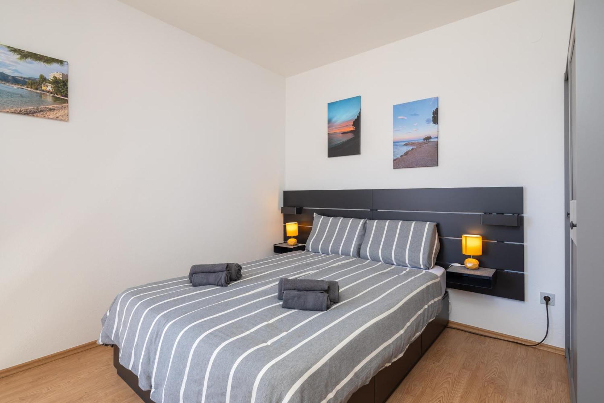 Sunshine Suites Omiš Extérieur photo